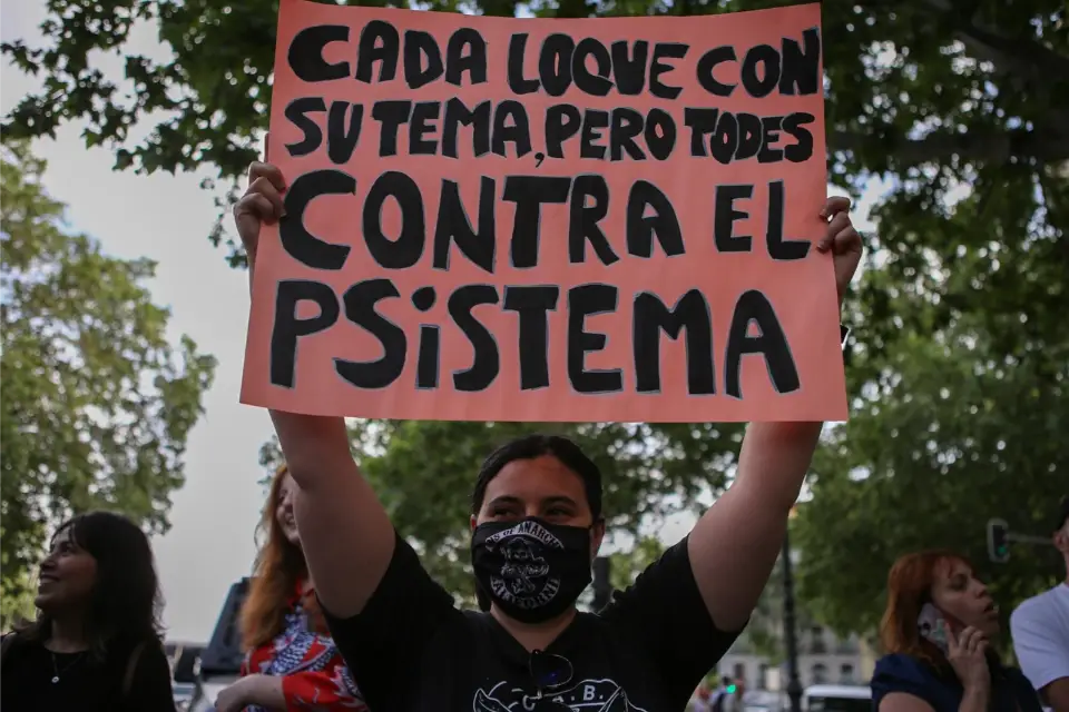 anestesiar el dolor medicalizar la pobreza salud mental